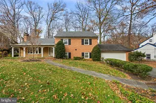 3804 Calverton Dr, Hyattsville, MD 20782 - Photo 3