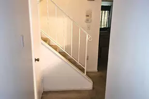 5814 Folgate Ct, Capitol Heights, MD 20743 - Photo 3