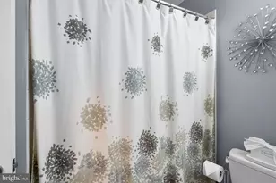 206 Royal Oak Cir, Landover, MD 20785 - Photo 19