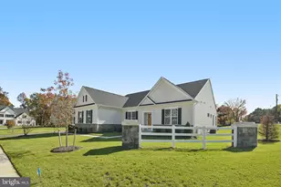 11701 Moriarty Ct, Bowie, MD 20720 - Photo 3