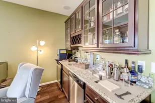 510 Overlook Park Dr, Oxon Hill, MD 20745 - Photo 37