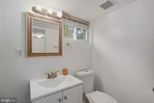 5802 Shepherd Ln, Lanham, MD 20706 - Photo 37