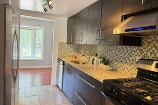 5938 Westchester Park Dr, College Park, MD 20740 - Photo 7