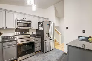 9907 Treetop Ln, Lanham, MD 20706 - Photo 35