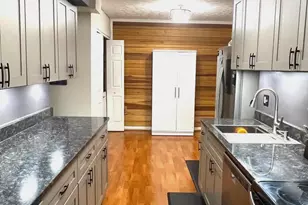 7706 Hanover Pkwy, Greenbelt, MD 20770 - Photo 1