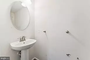 6103 Westin Ct, Capitol Heights, MD 20743 - Photo 5