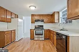 12202 Kingsford Ct, Bowie, MD 20721 - Photo 11