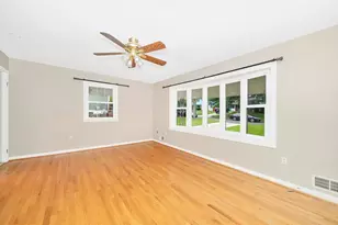 7019 Fitzpatrick Dr, Laurel, MD 20707 - Photo 9