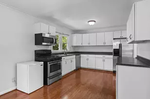 10806 Javins St, Glenn Dale, MD 20769 - Photo 9