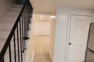 1909 Dutch Village Dr, Hyattsville, MD 20785 - Photo 17