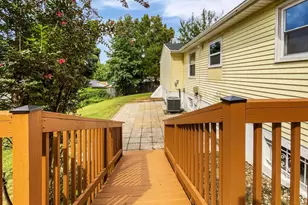 1715 Calais Ct, Oxon Hill, MD 20745 - Photo 35