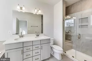 2530 Lanham Hill Cir, Upper Marlboro, MD 20774 - Photo 19