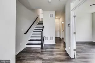 2530 Lanham Hill Cir, Upper Marlboro, MD 20774 - Photo 9