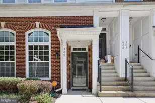 900 Pine Forest Ln, Upper Marlboro, MD 20774 - Photo 3