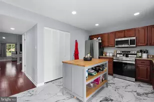 15811 Perkins Ln, Bowie, MD 20716 - Photo 13