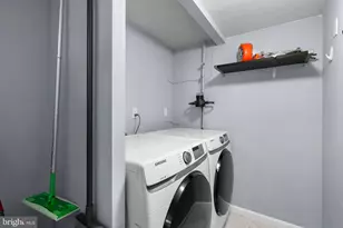 15811 Perkins Ln, Bowie, MD 20716 - Photo 23