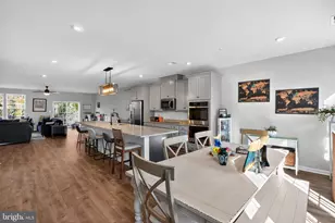 10410 John Glenn St, Lanham, MD 20706 - Photo 9