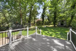 7519 Sweetbriar Dr, College Park, MD 20740 - Photo 23