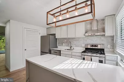 1925 Dutch Village Drive #I-242, Landover, MD 20785 - Photo 7