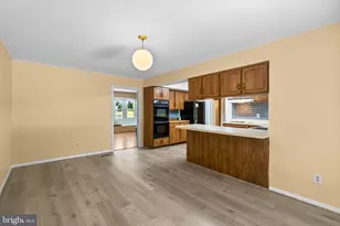 12306 Shadetree Ln, Laurel, MD 20708 - Photo 17