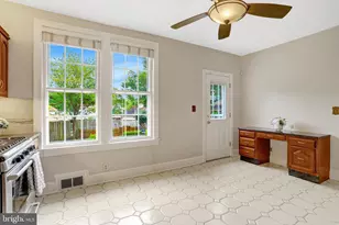 7906 Esther Dr, Oxon Hill, MD 20745 - Photo 17