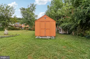 7100 Southlawn Dr, Oxon Hill, MD 20745 - Photo 19