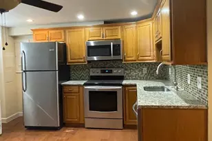 5102 Glassmanor Dr, Oxon Hill, MD 20745 - Photo 3