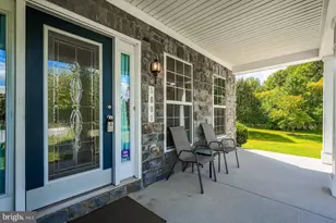 5601 Olivia Ct, Bowie, MD 20720 - Photo 5