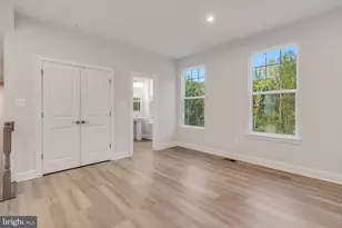 10835 Foxtrot Cir, Upper Marlboro, MD 20772 - Photo 9