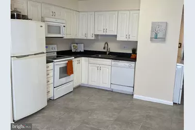 6924 Hanover Parkway #101, Greenbelt, MD 20770 - Photo 13