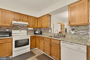 6703 Bonnett Ct, Laurel, MD 20707 - Photo 5