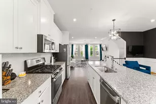 4733 Towne Park Rd, Suitland, MD 20746 - Photo 9