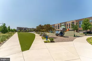 4733 Towne Park Rd, Suitland, MD 20746 - Photo 37