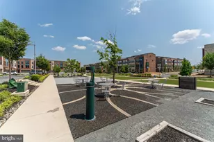 4733 Towne Park Rd, Suitland, MD 20746 - Photo 39