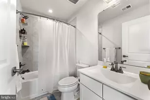 4733 Towne Park Rd, Suitland, MD 20746 - Photo 27