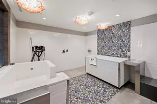 145 Riverhaven Dr, Oxon Hill, MD 20745 - Photo 27