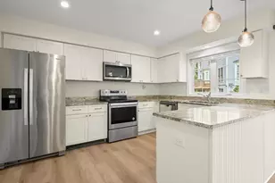 8806 Admiral Dr, Laurel, MD 20708 - Photo 15