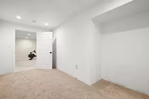 8806 Admiral Dr, Laurel, MD 20708 - Photo 45