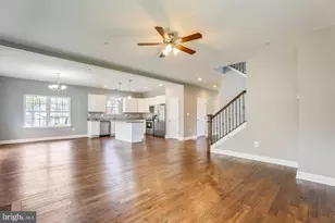 16203 Pennsbury Dr, Bowie, MD 20716 - Photo 13