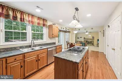 1805 Albert Court, Bowie, MD 20721 - Photo 7