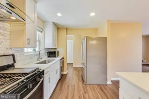 908 E Meadows Ct, Oxon Hill, MD 20745 - Photo 11