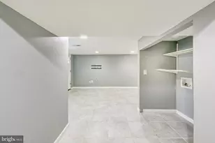 908 E Meadows Ct, Oxon Hill, MD 20745 - Photo 29