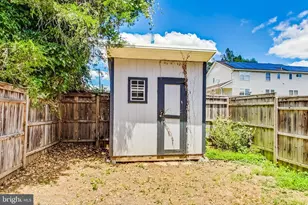 908 E Meadows Ct, Oxon Hill, MD 20745 - Photo 39