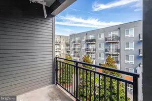 145 Riverhaven Dr, Oxon Hill, MD 20745 - Photo 31