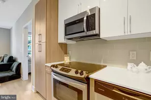 145 Riverhaven Dr, Oxon Hill, MD 20745 - Photo 11