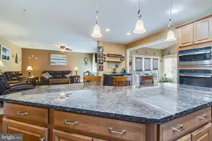 402 Esterville Ln, Upper Marlboro, MD 20774 - Photo 15