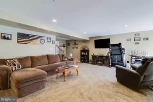 402 Esterville Ln, Upper Marlboro, MD 20774 - Photo 33