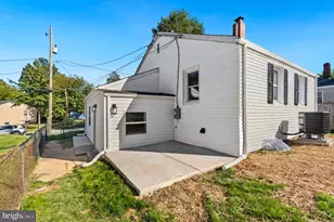 1312 Dunbar Oaks Dr, Capitol Heights, MD 20743 - Photo 3