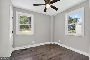 1312 Dunbar Oaks Dr, Capitol Heights, MD 20743 - Photo 9