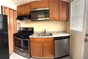 2852 Iverson St, Temple Hills, MD 20748 - Photo 3